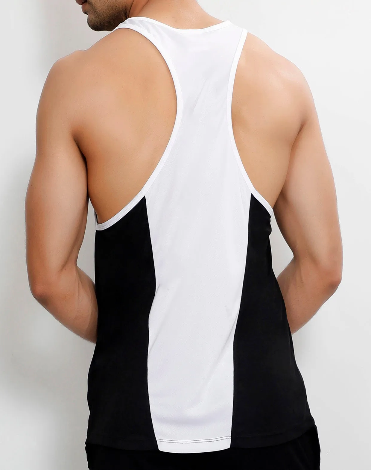 Black & White Yogue Stringer
