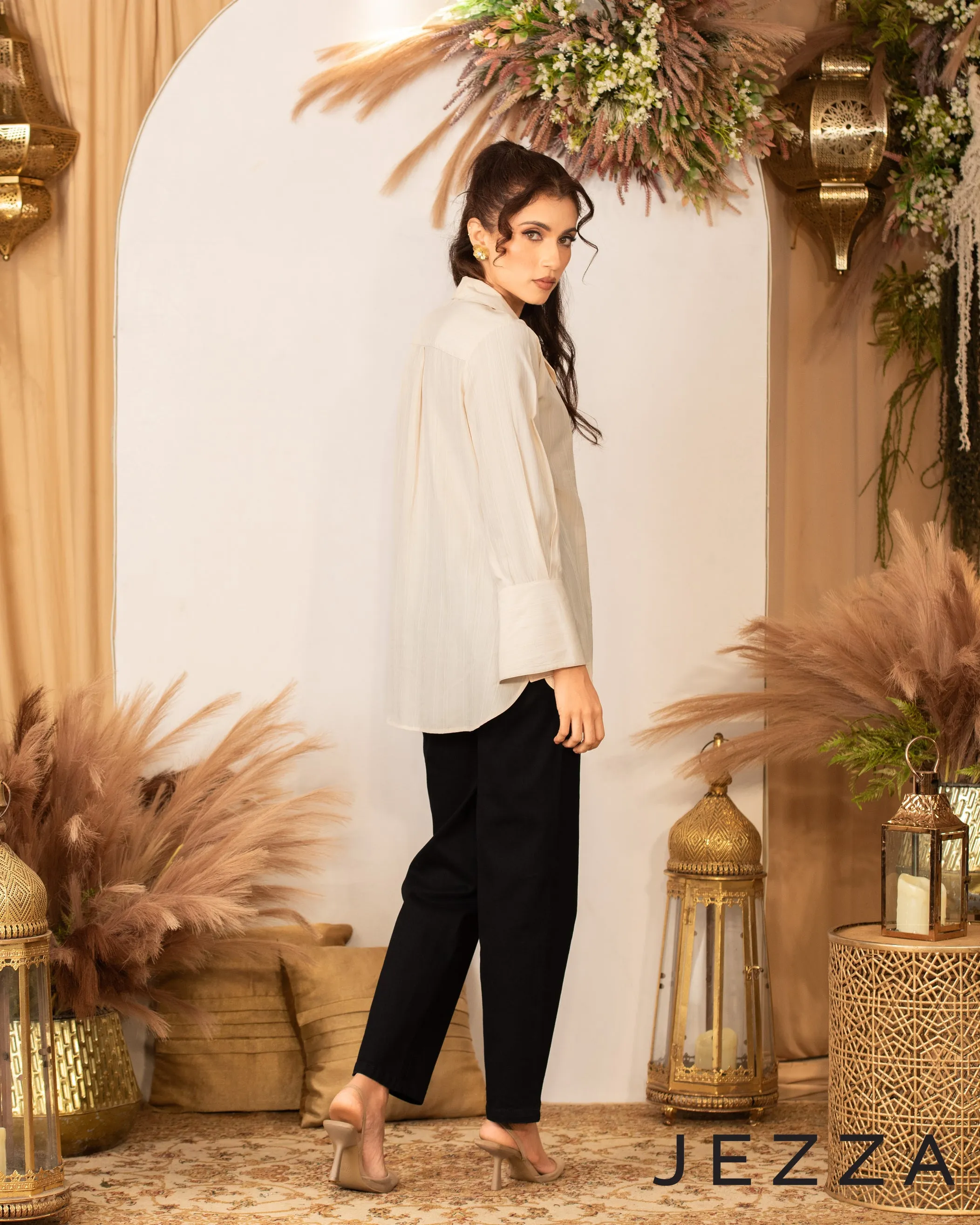 Button-Down Cotton Lapel Top 62111