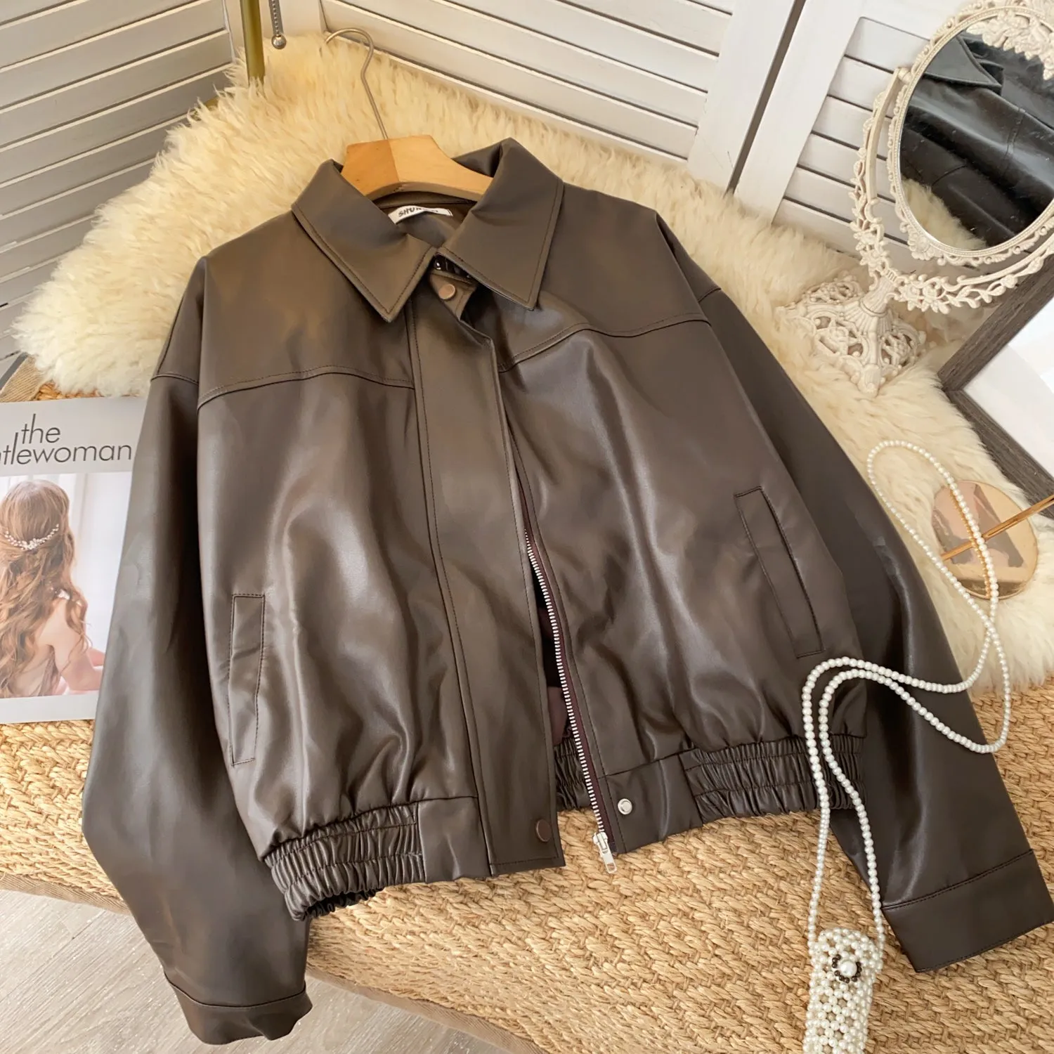 Chic Elastic Lapeled Zipped Jacket