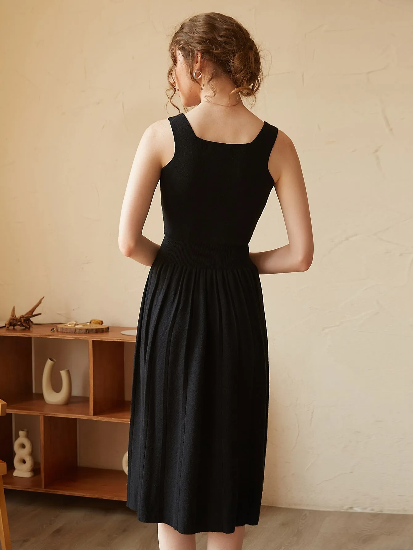 Elegant Plain Sleeveless Scoop Neck Flared High Waist Knee Length Women Sweater Dress