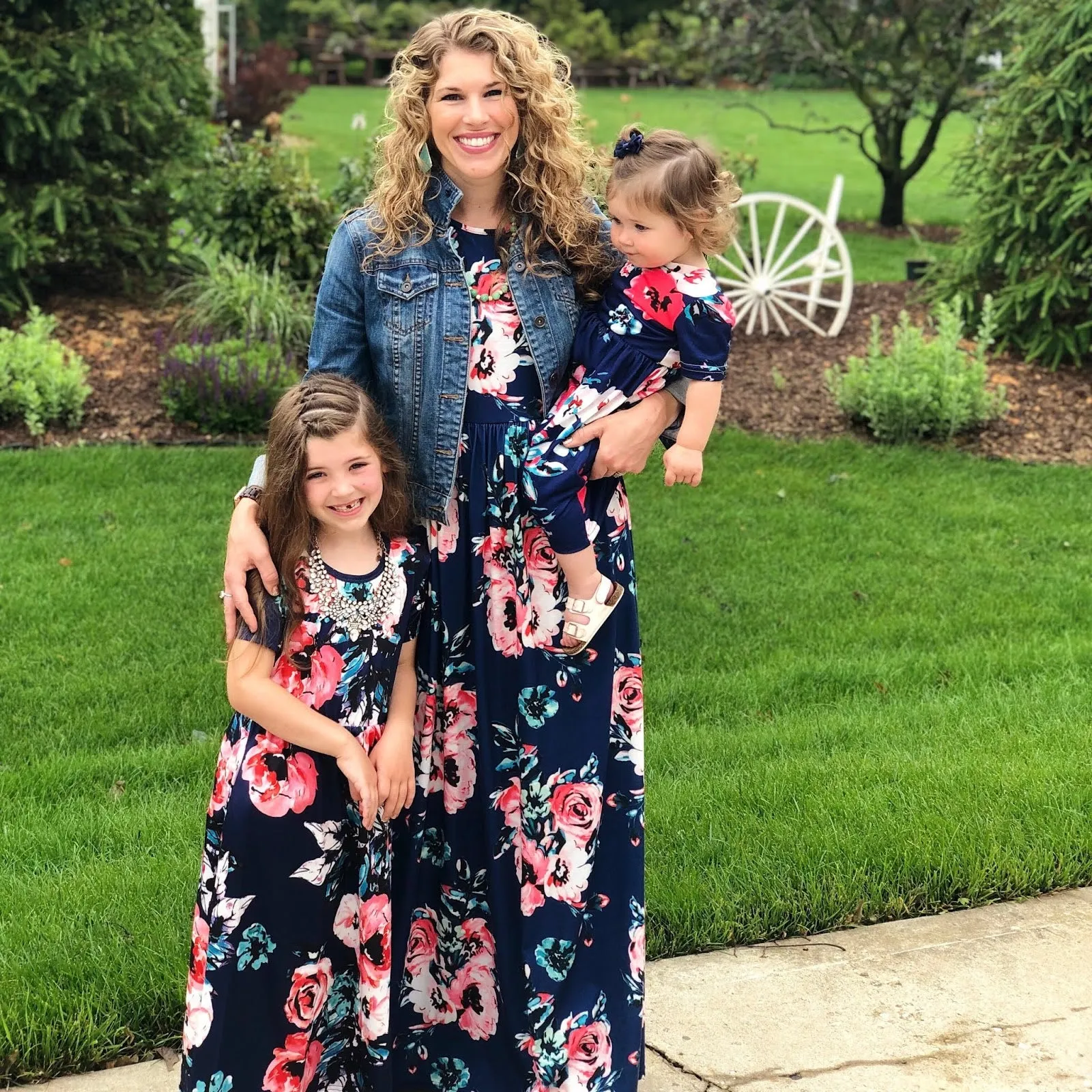 Mom and Me Floral Pattern Prints Short Sleeve Matching Dresses
