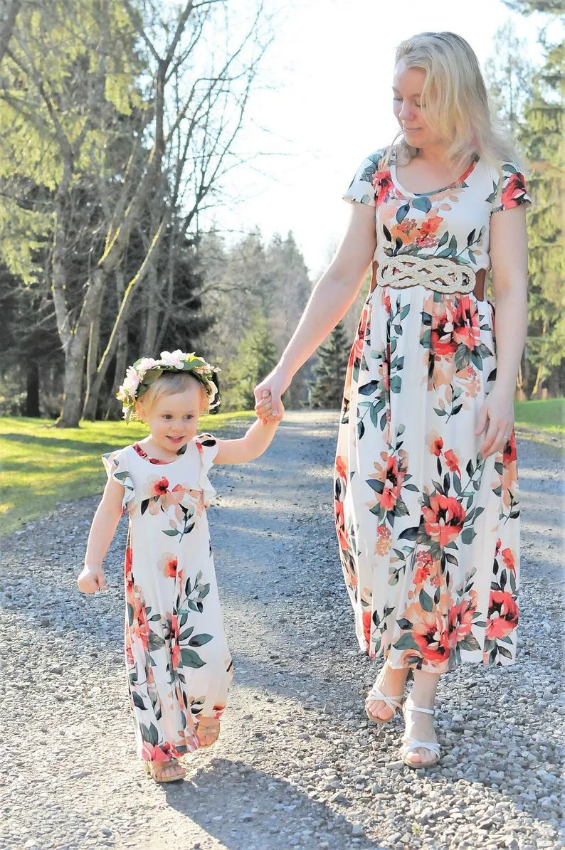 Mom and Me Floral Pattern Prints Short Sleeve Matching Dresses