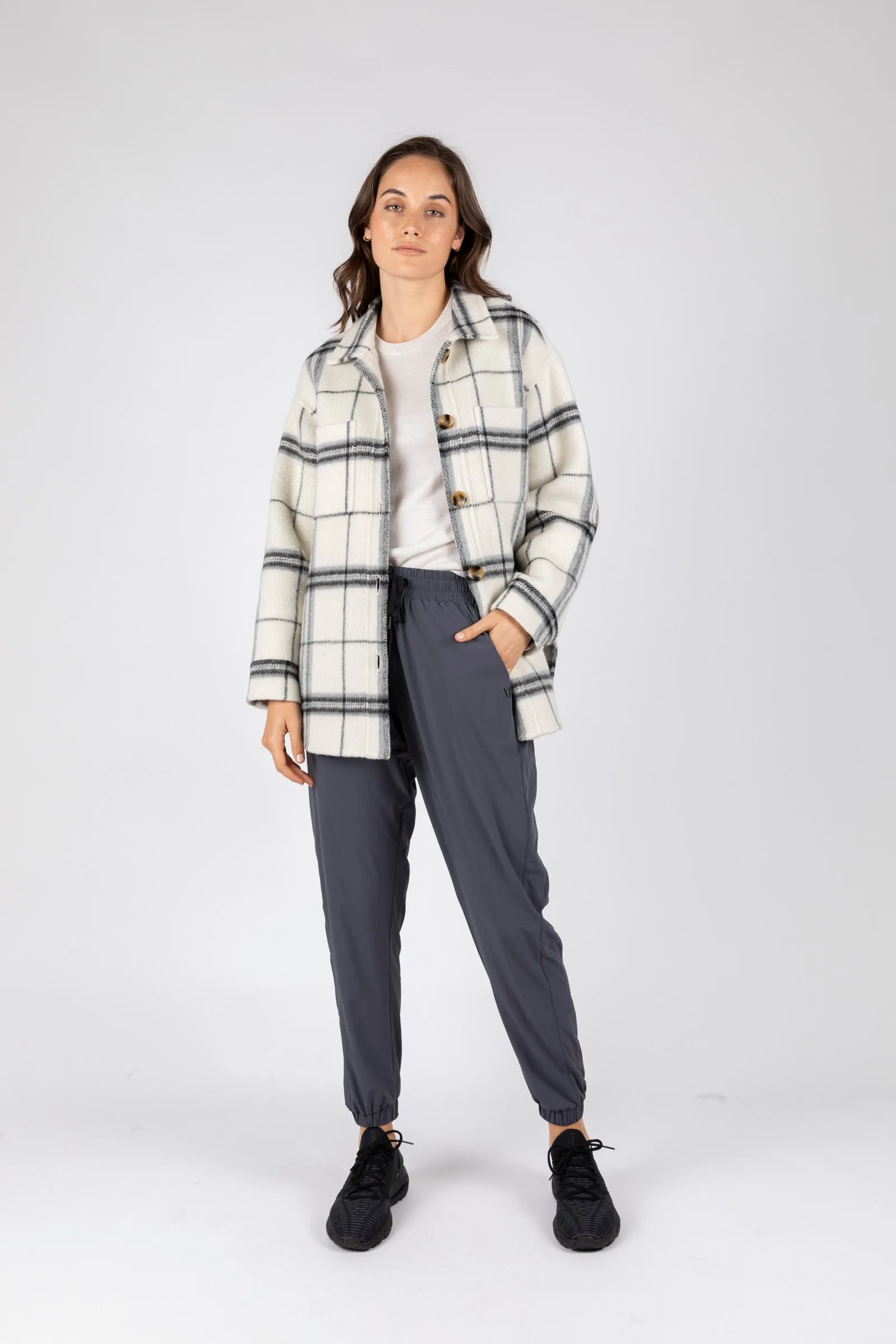 Oslo Shacket - Midnight Check