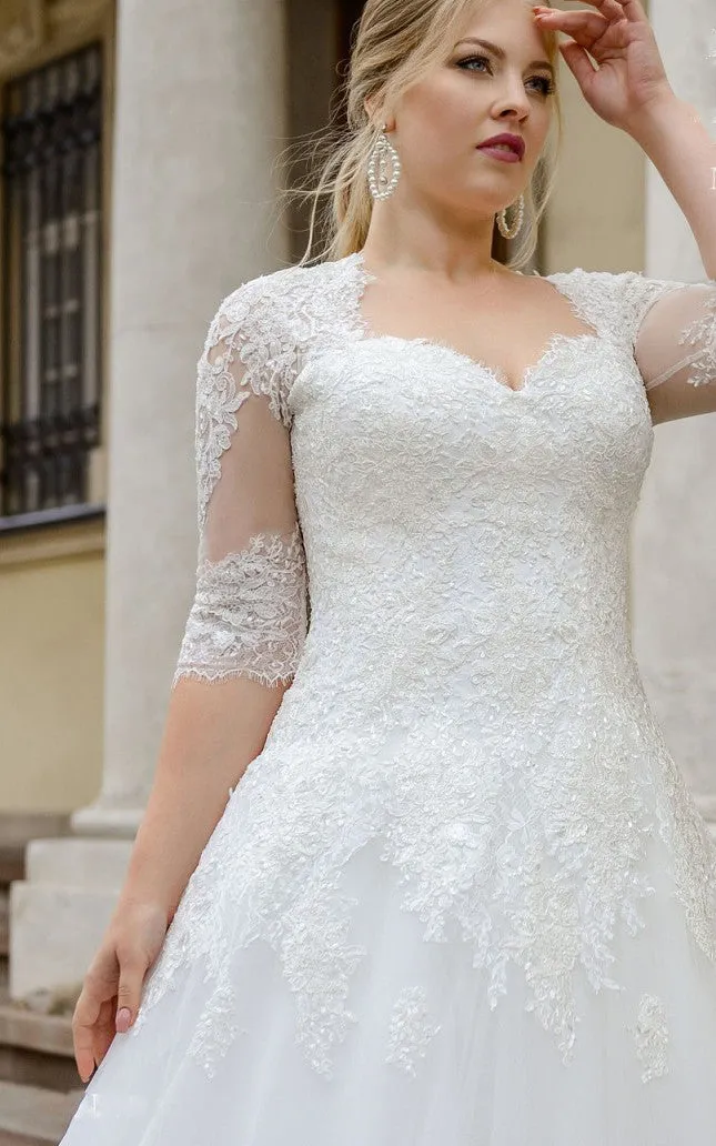 Simple Ball Gown Floor-length Half Sleeve Lace Queen Anne Wedding Dress with Appliques-716189